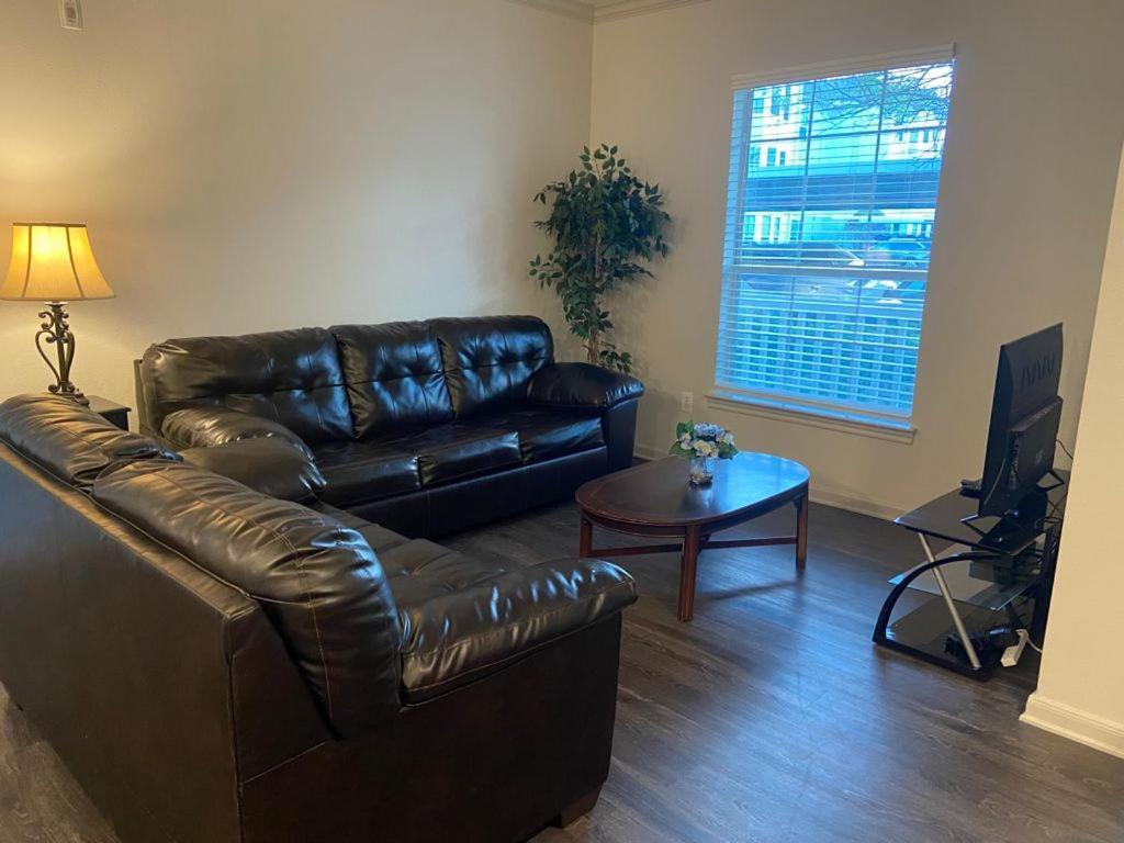 Spacious Apartments In The Woodlands, Tx Habitación foto